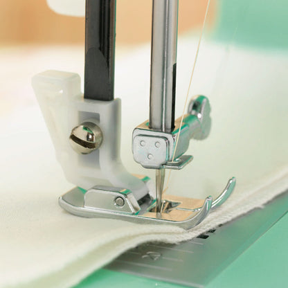 Máquina de Coser ME 6